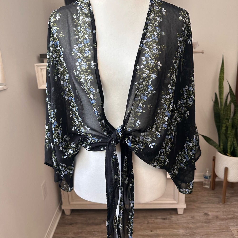 Flowery Shaw/Top